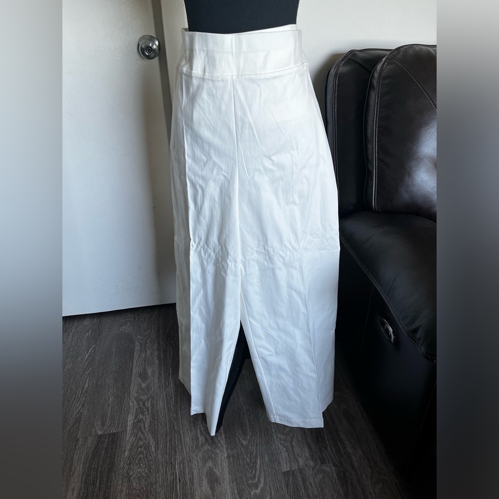 NWT White Palazzo Pants – Tall XL